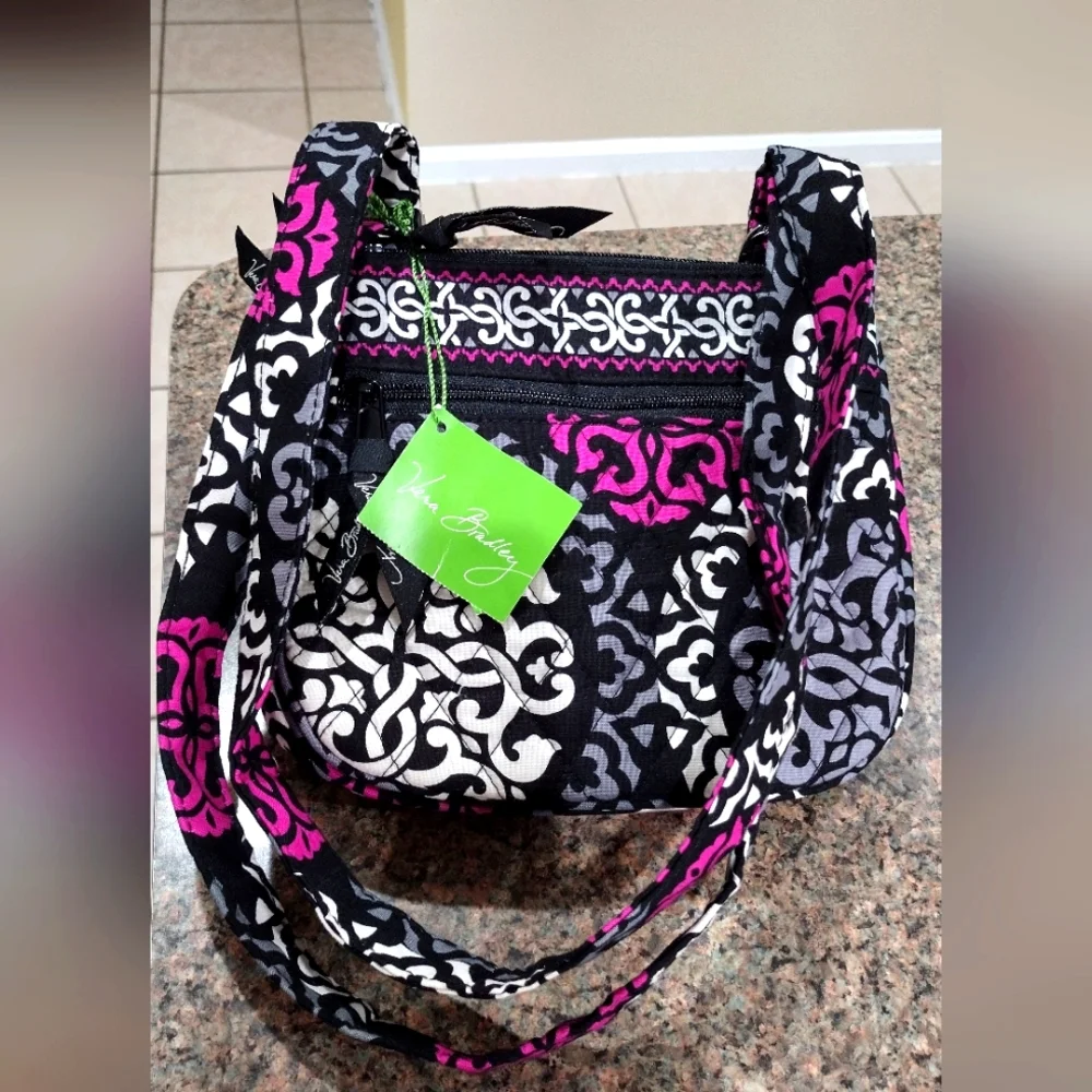 NWT Vera Bradlye magenta and Black Crossbody Bag  or shoulder